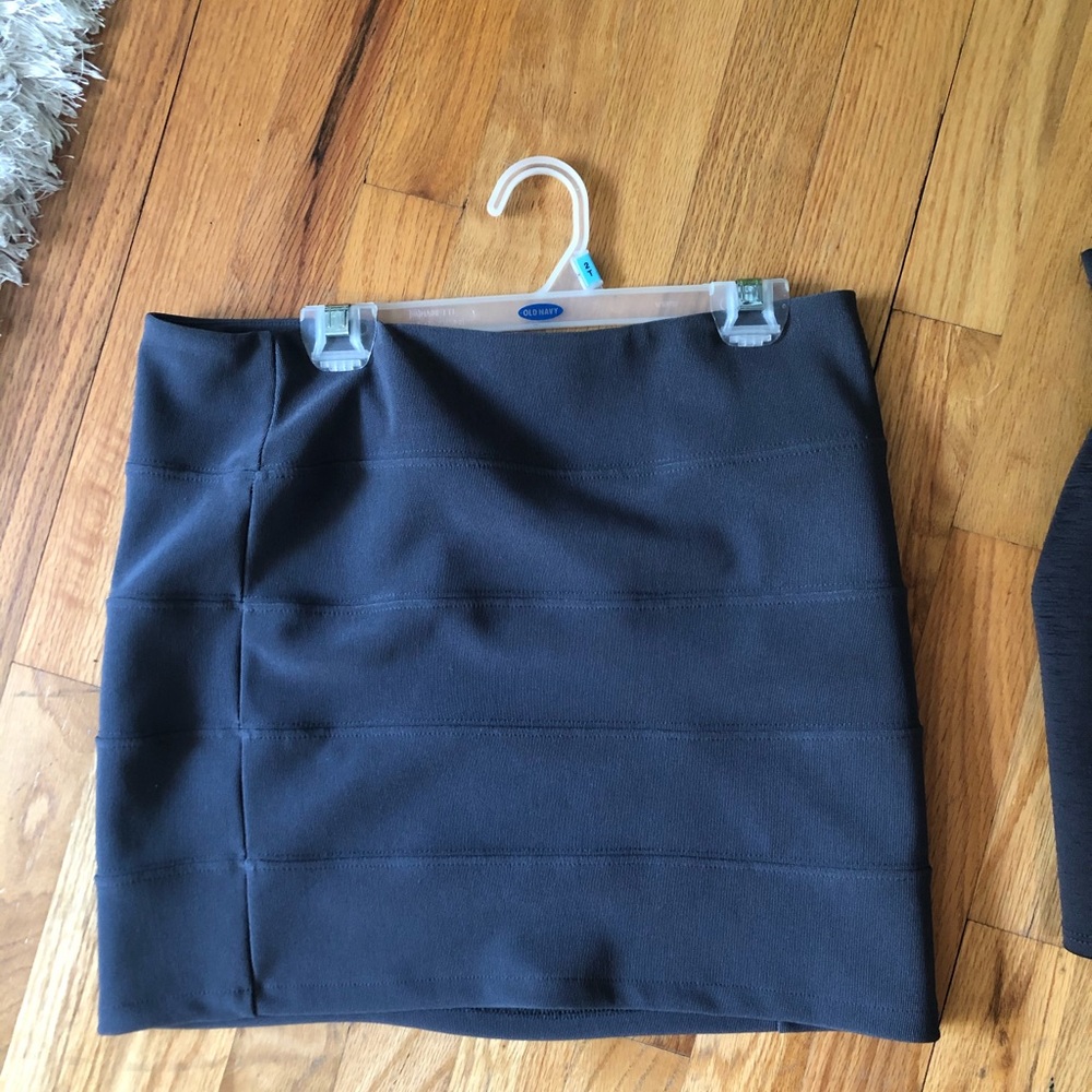 Beautiful tight grey skirt